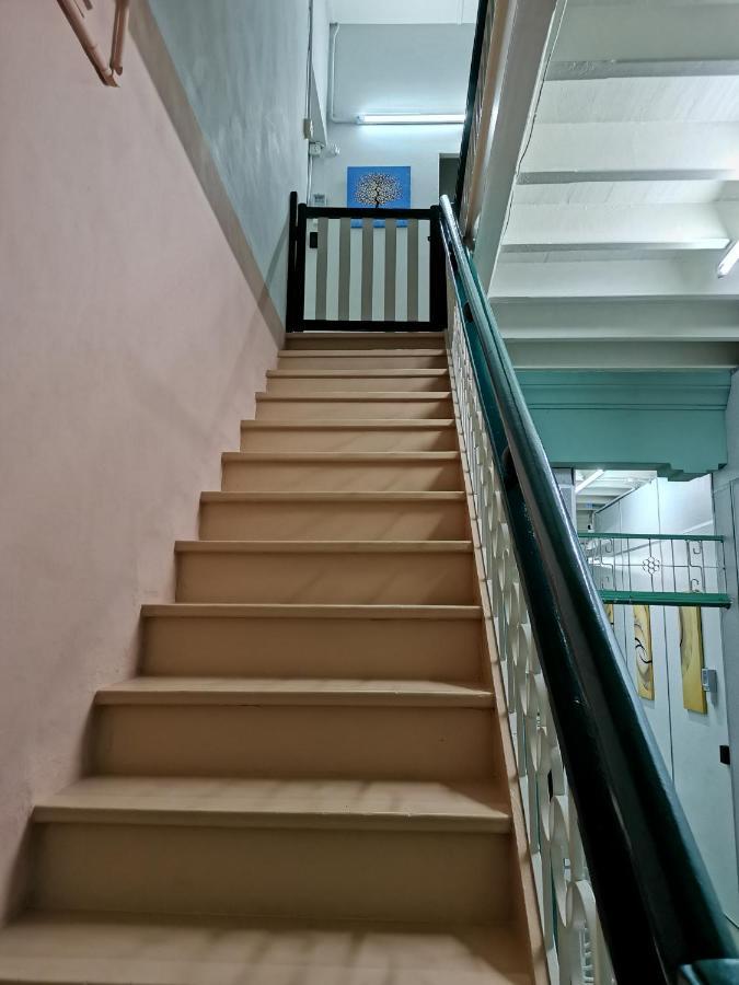 G Fortune Guest House Victoria Green George Town Exterior foto