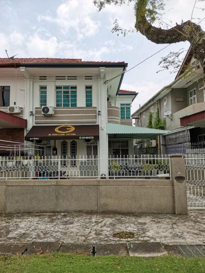 G Fortune Guest House Victoria Green George Town Exterior foto